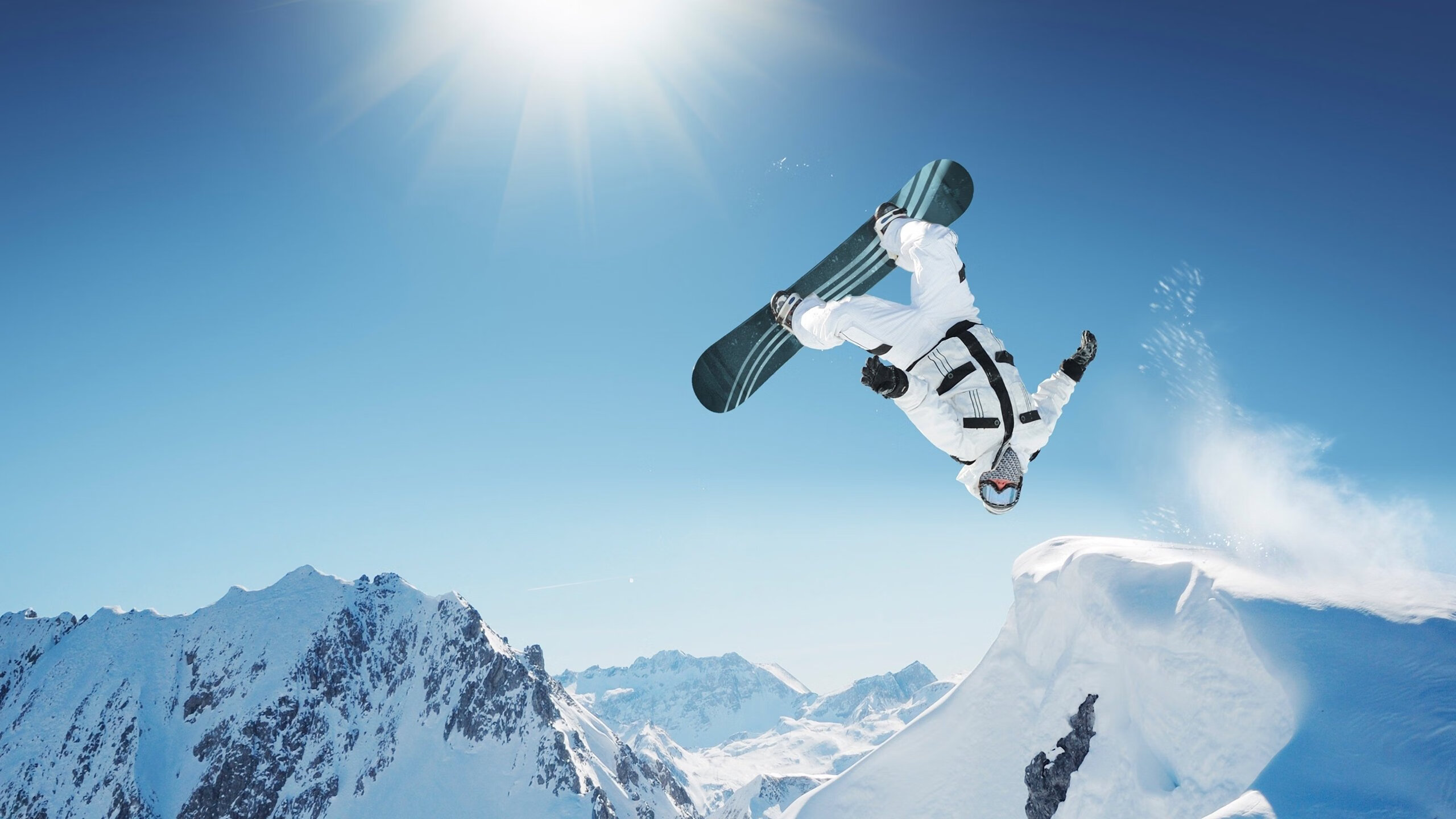 拉亚末节封神！尼斯防线铁闸，墨西哥锋线群黯然失色