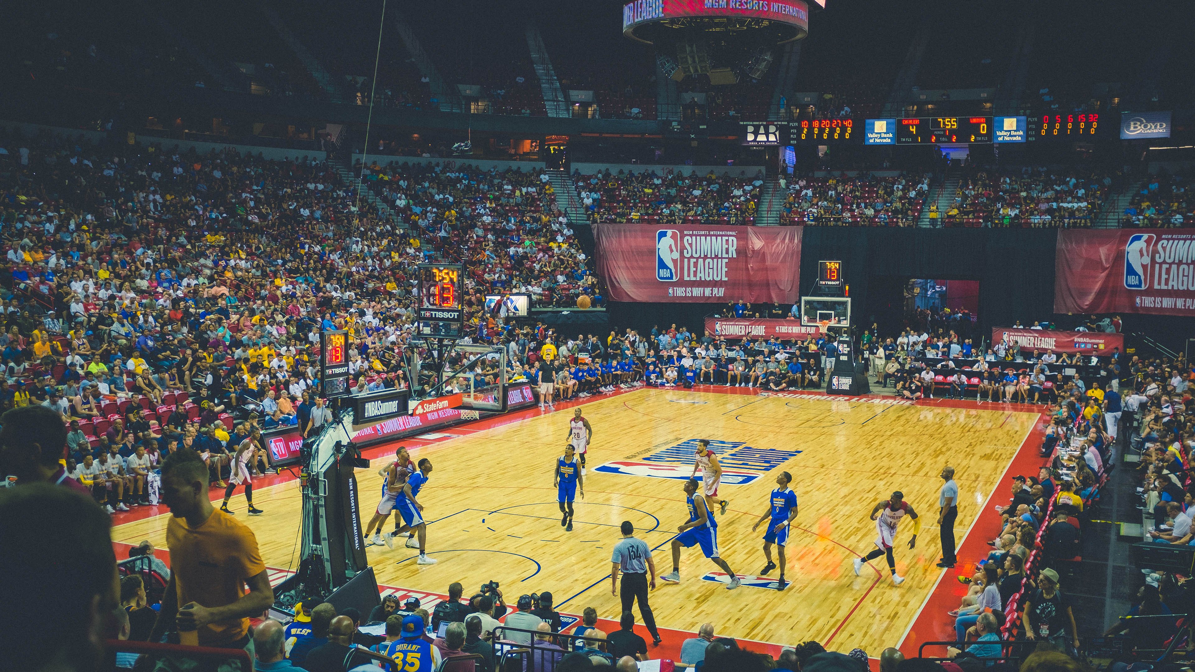 数据牢笼，当NBA季后赛的战术绞杀，预言了曼联的巴西噩梦