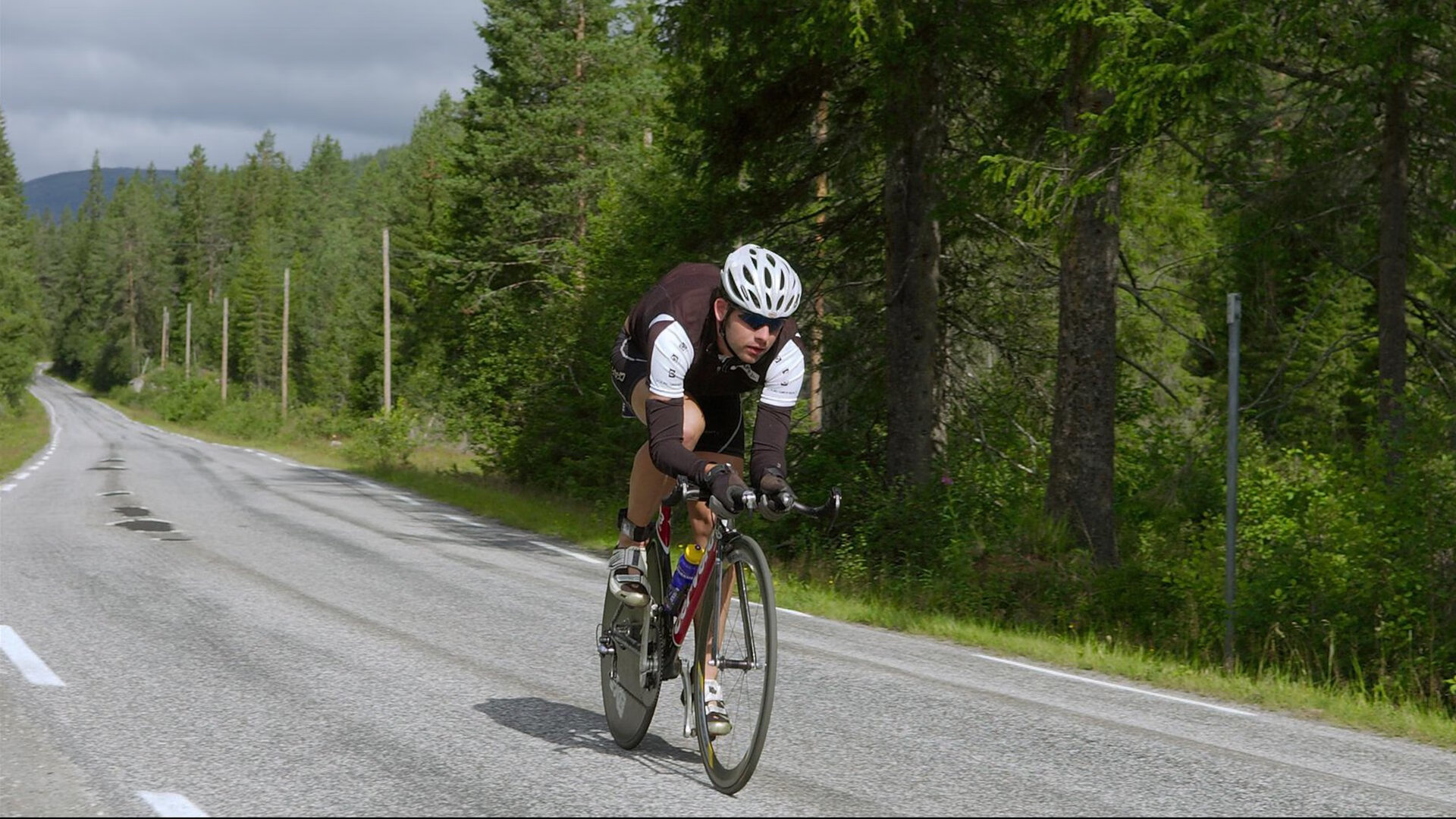 卡瓦哈尔，以凡人之躯，点燃众神之夜