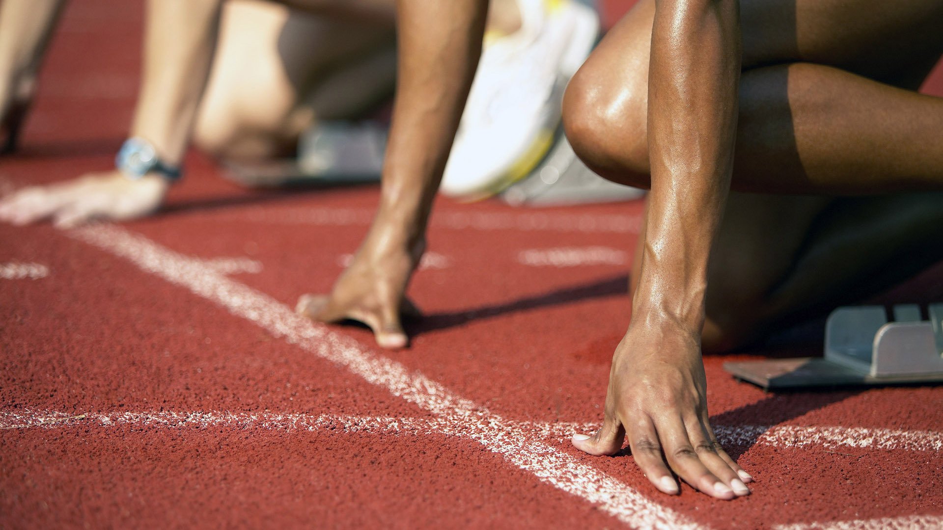 F1年度争冠之夜,马丁内利进攻端无人可挡,改写历史的红色闪电