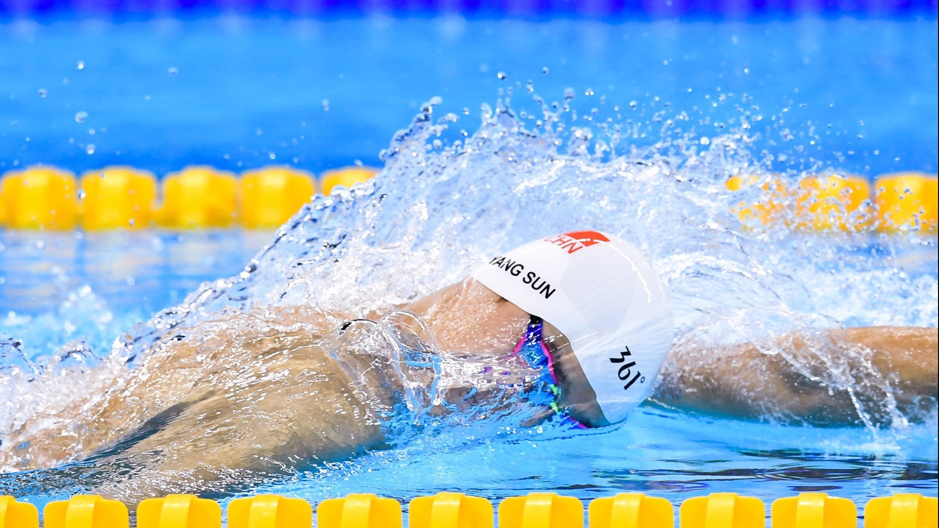 皮克对手完全无解，韩国拿下拜仁，当东方智慧撕碎德国战车